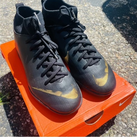 Nike Jr. Superfly 6 Academy GS 1C kids - Picture 2 of 5